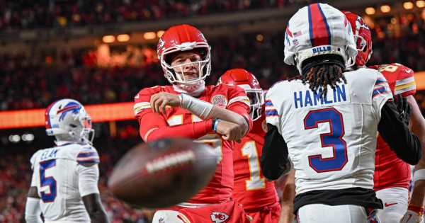 A Chiefs újabb drámai meccsen nyert a Bills ellen – triplázás kapujában a Kansas City!